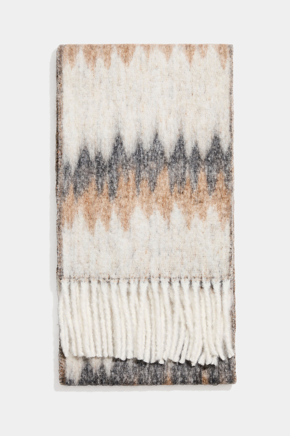 Skjerf med sikksakkmønster i brunt og beige