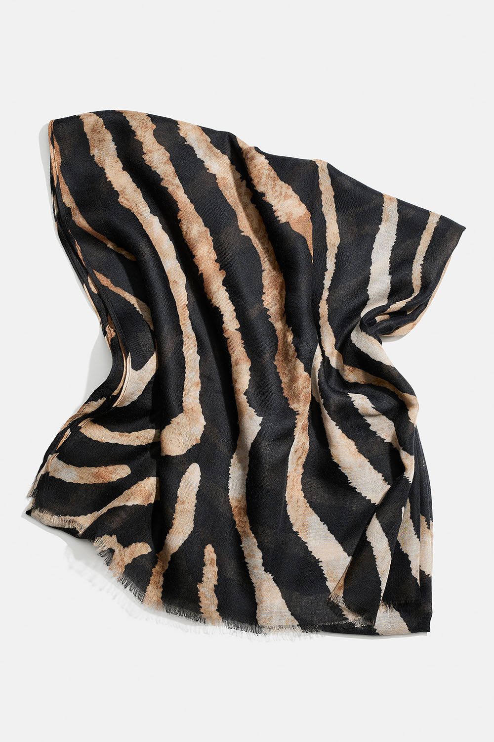 Tynt skjerf i brunt og svart sebramønster
