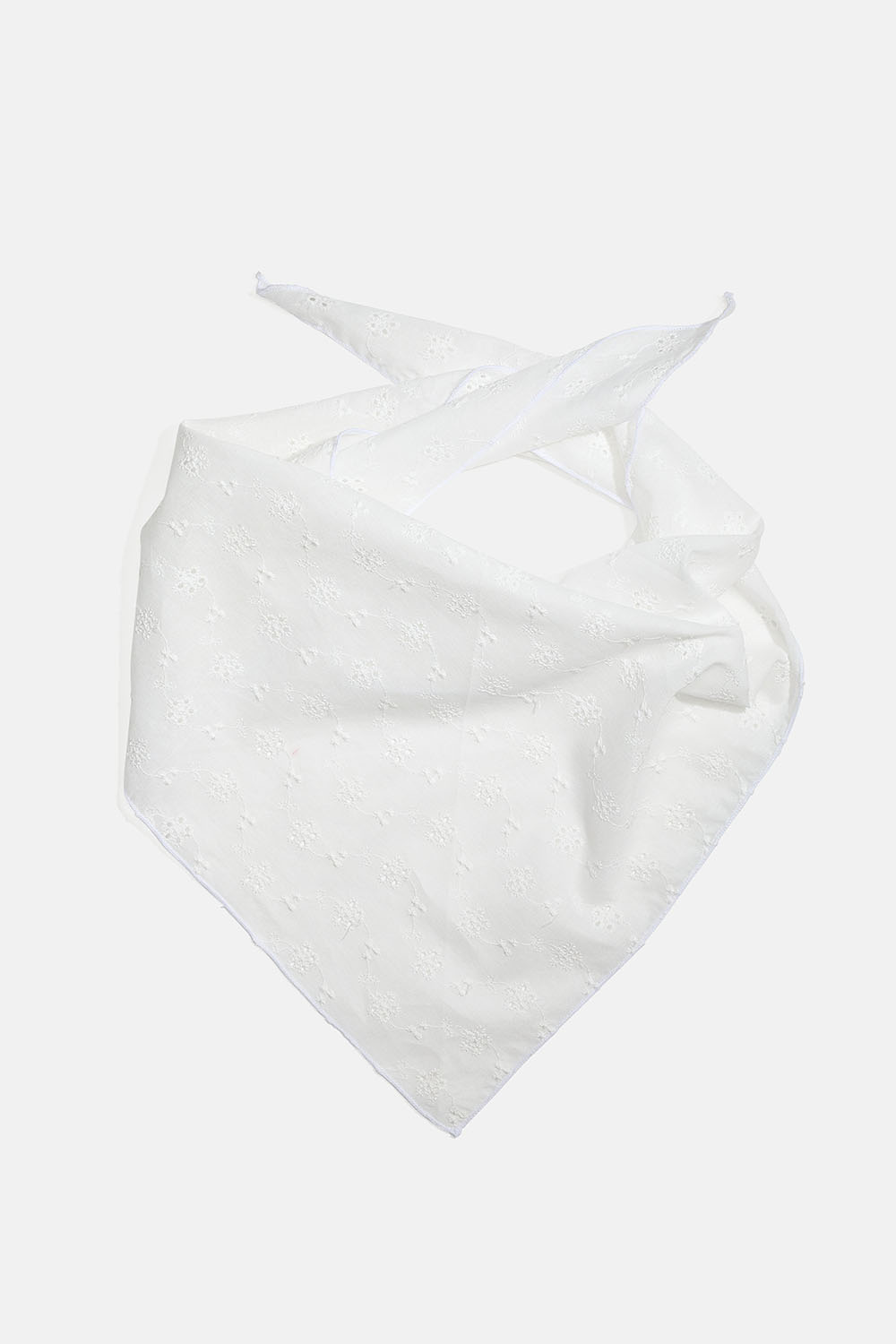 Hvitt skjerf i engelsk broderi