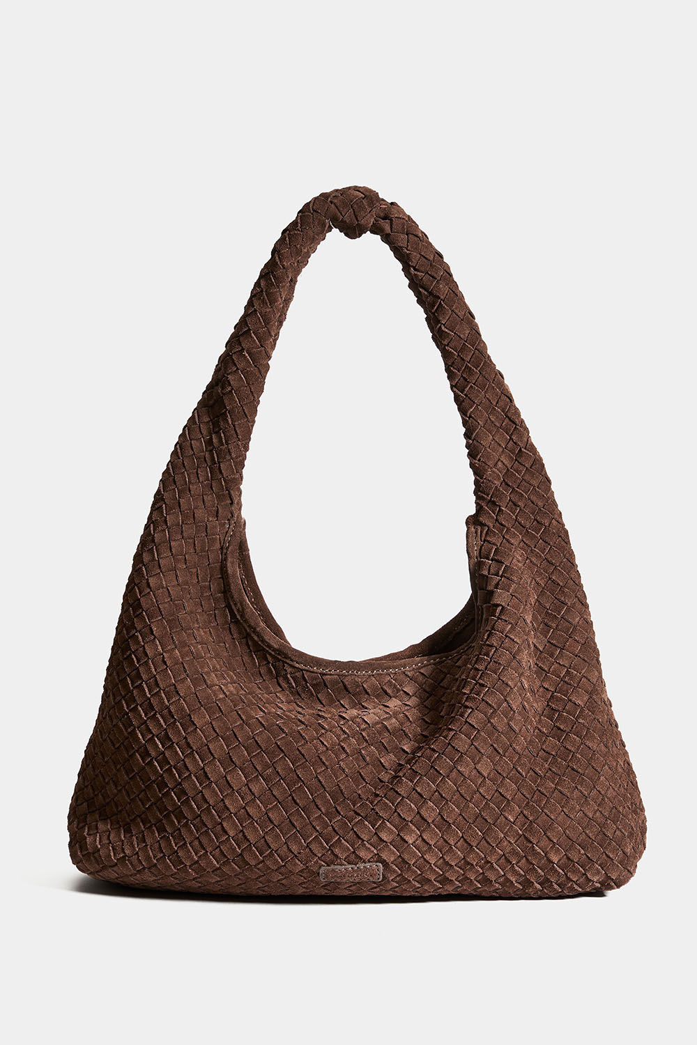 Brun veske i semsket skinn med flettet tekstur