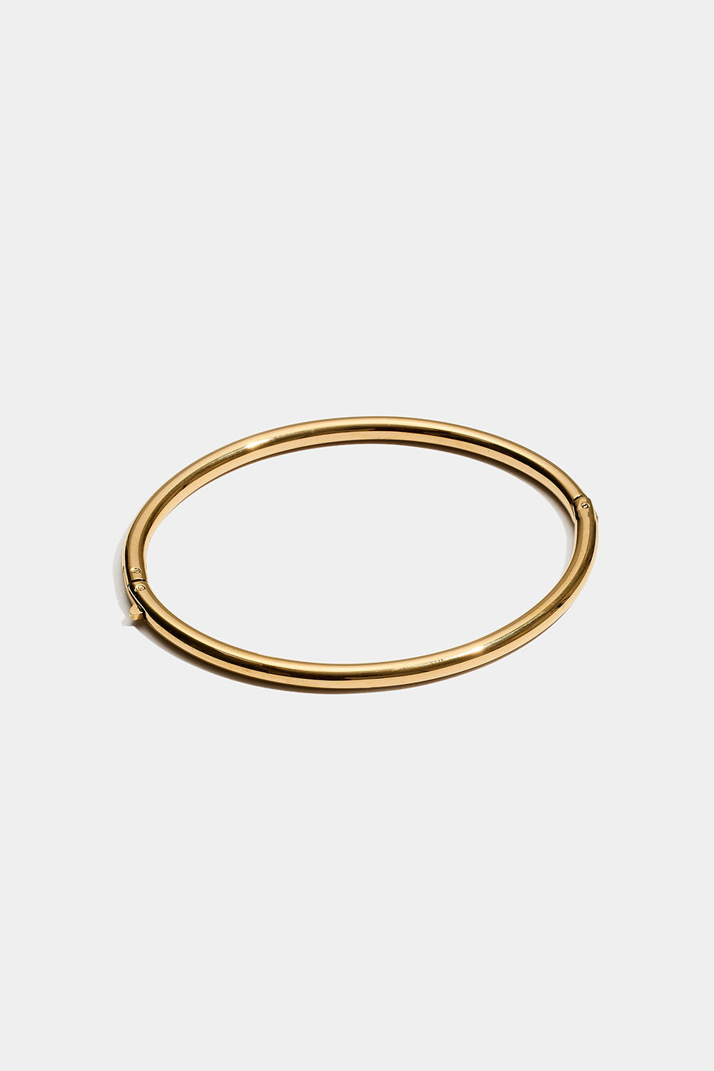 Slank armring i 18 karat gullbelagt stål