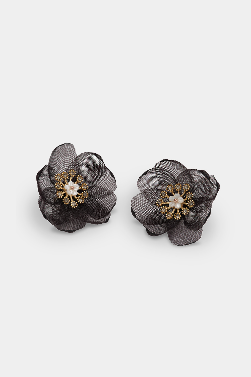 Organza botanical earrings - Black
