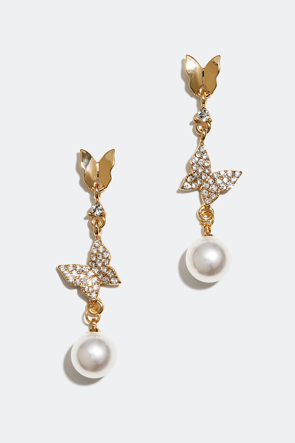 Gullfargede øredobber med sommerfugler og perler