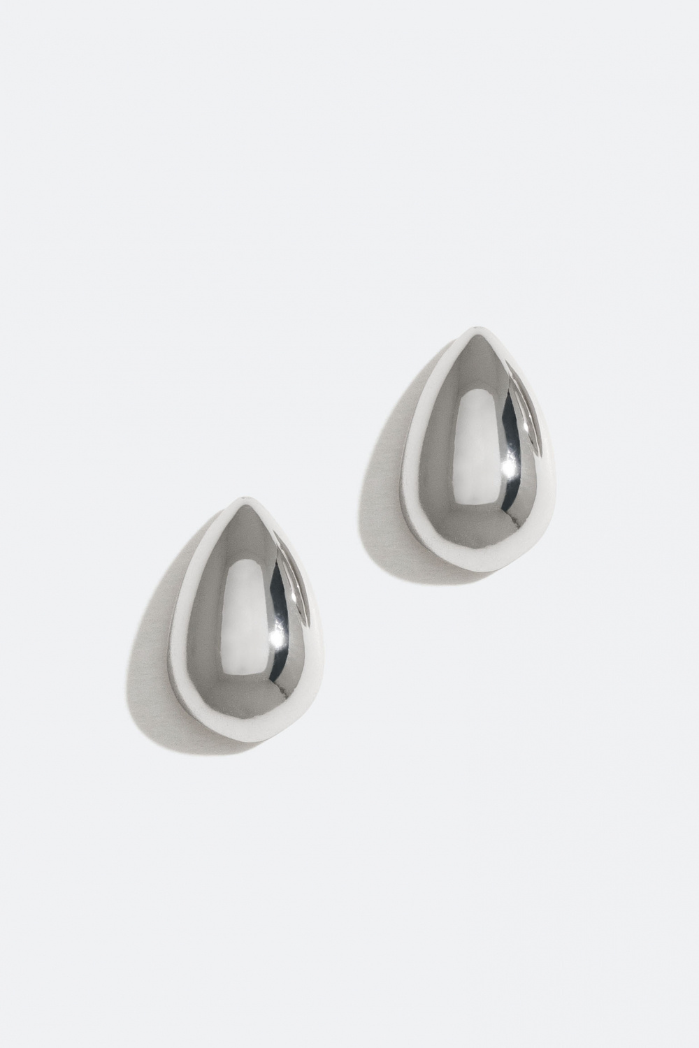 Dråpeformede studs