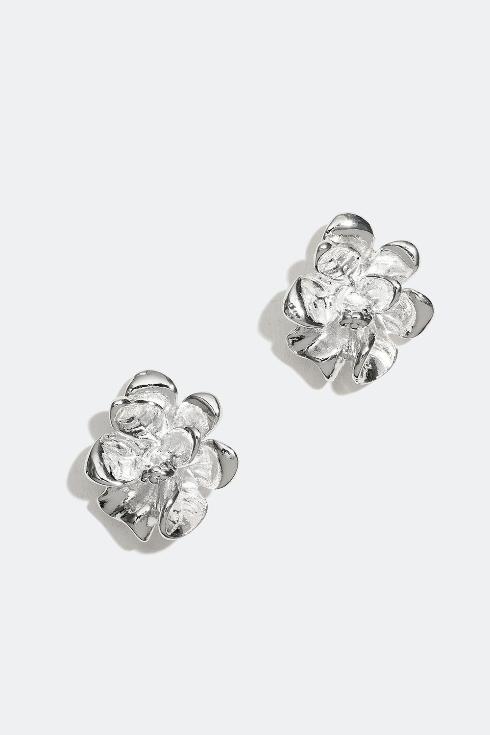 Stiftøredobber med blomster