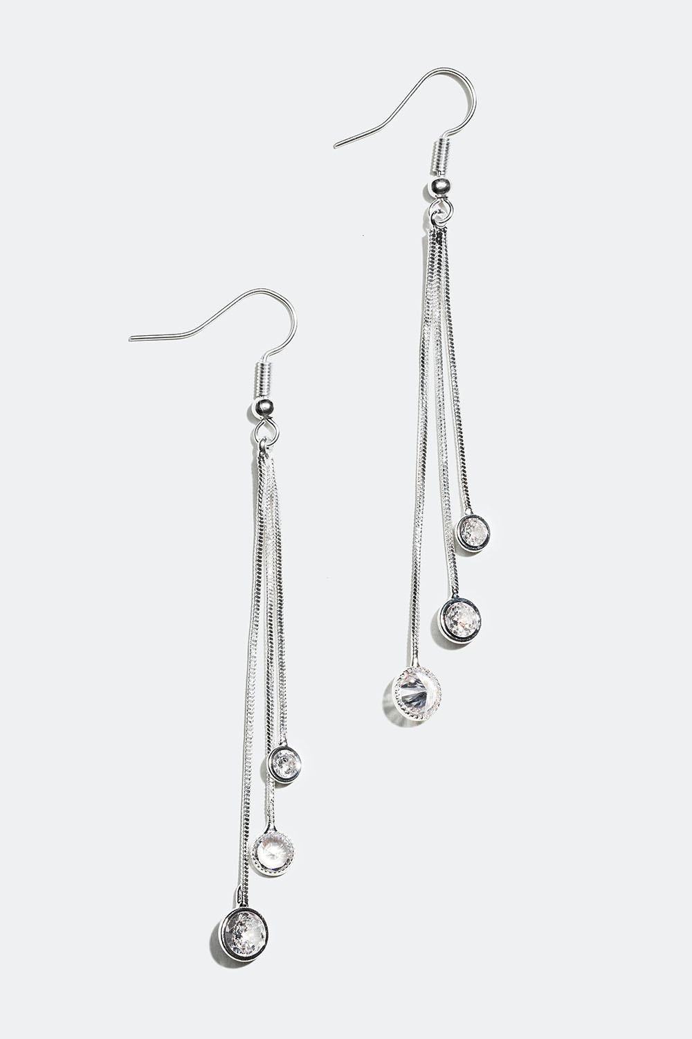 Lange øredobber med  lenker og runde glassteiner