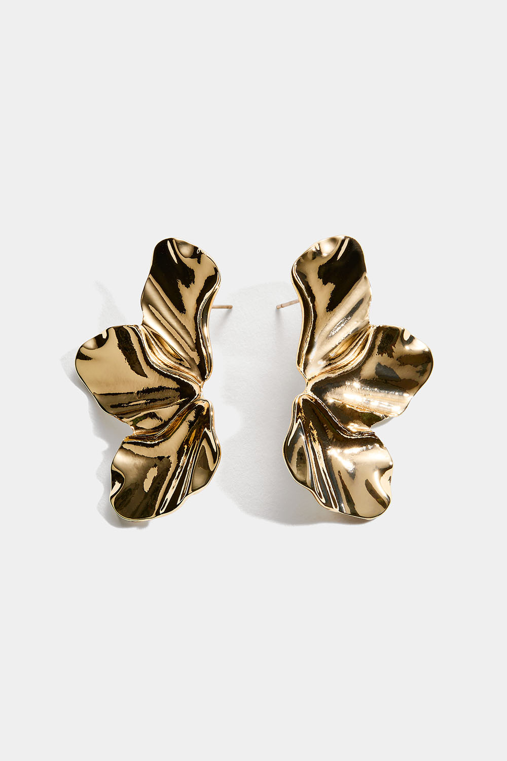 Gullfargede øredobber med blomsterblader