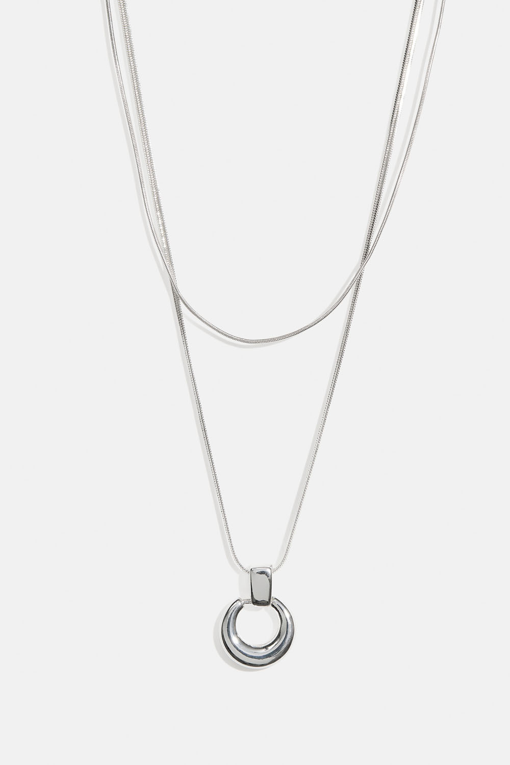 Dobbelt halskjede med rundt anheng