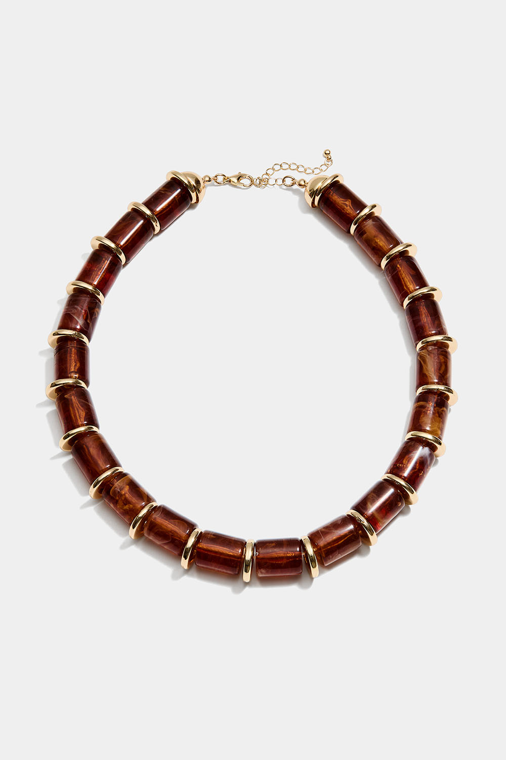 Halskjede i ravimitasjon