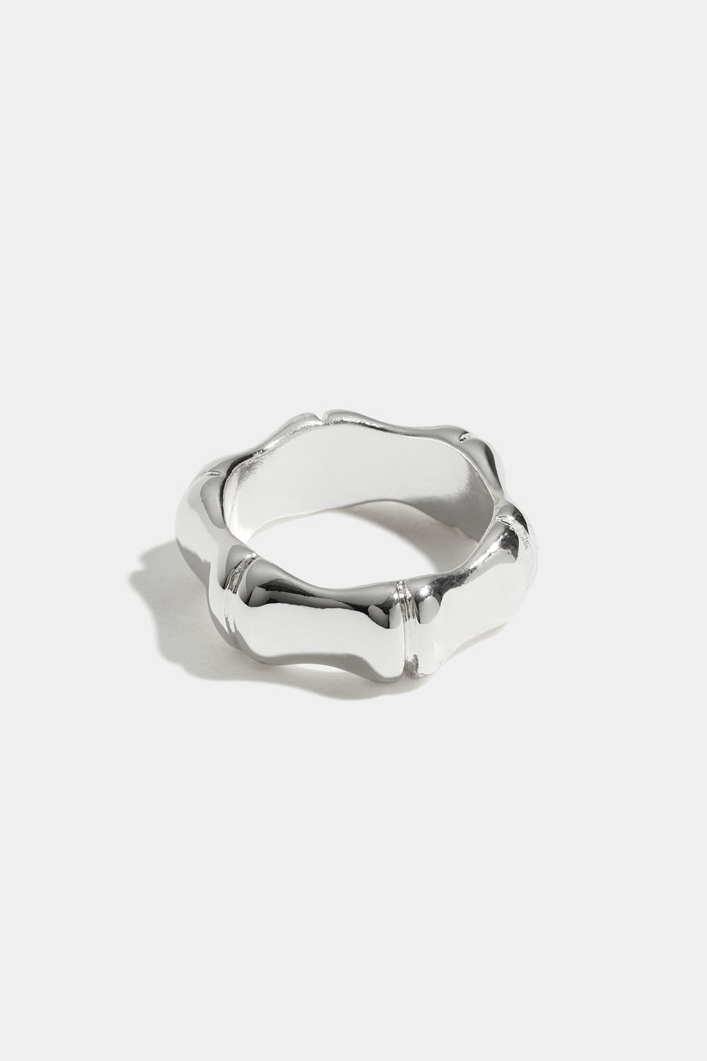 Ring med avrundet design