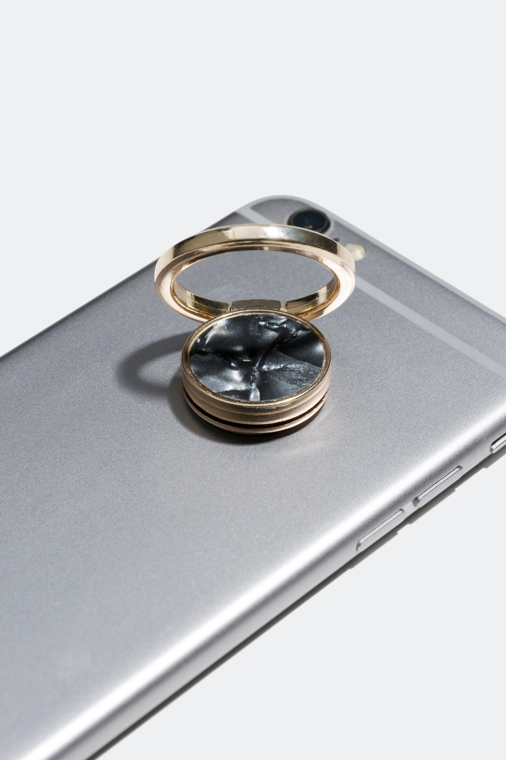 Rund marmorert mobilring