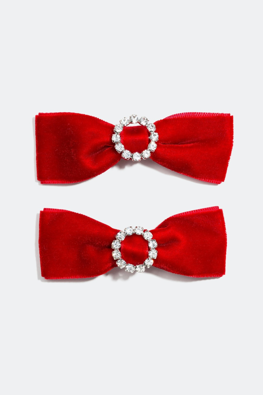 Hårspenner med fløyelssløyfer