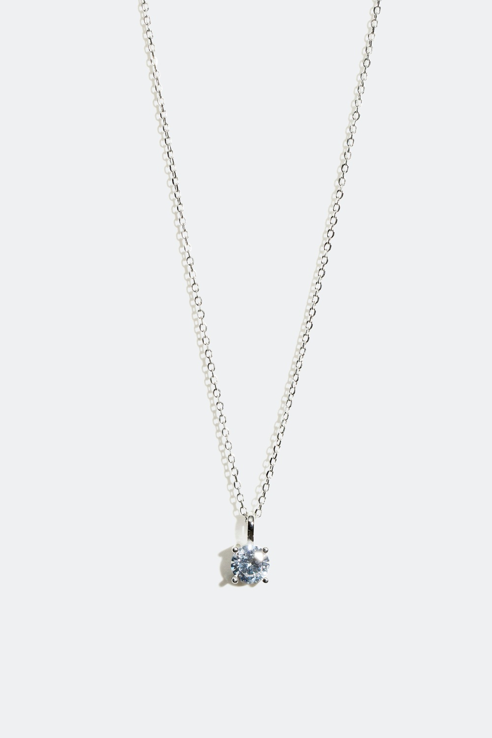 Halskjede i ekte sølv med skimrende glasstein av Cubic Zirconia