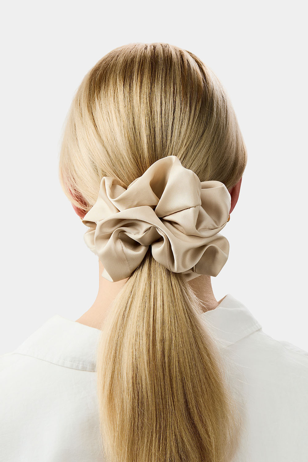 Stor, beige scrunchie