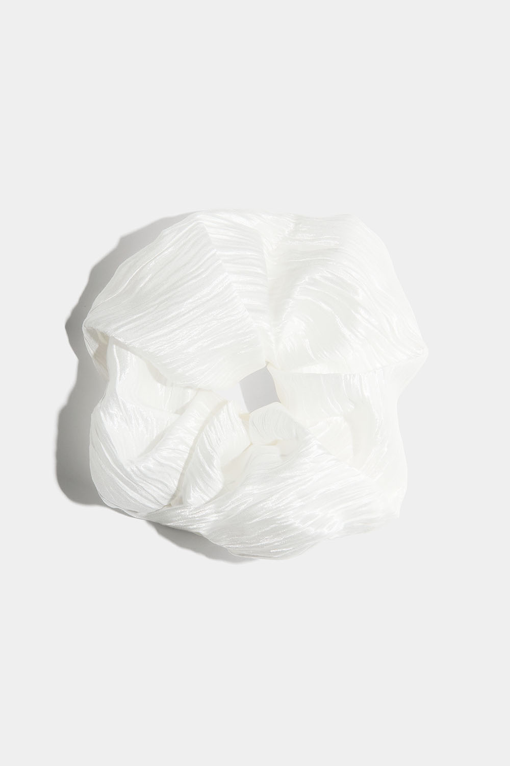 Stor, hvit, skimrende scrunchie