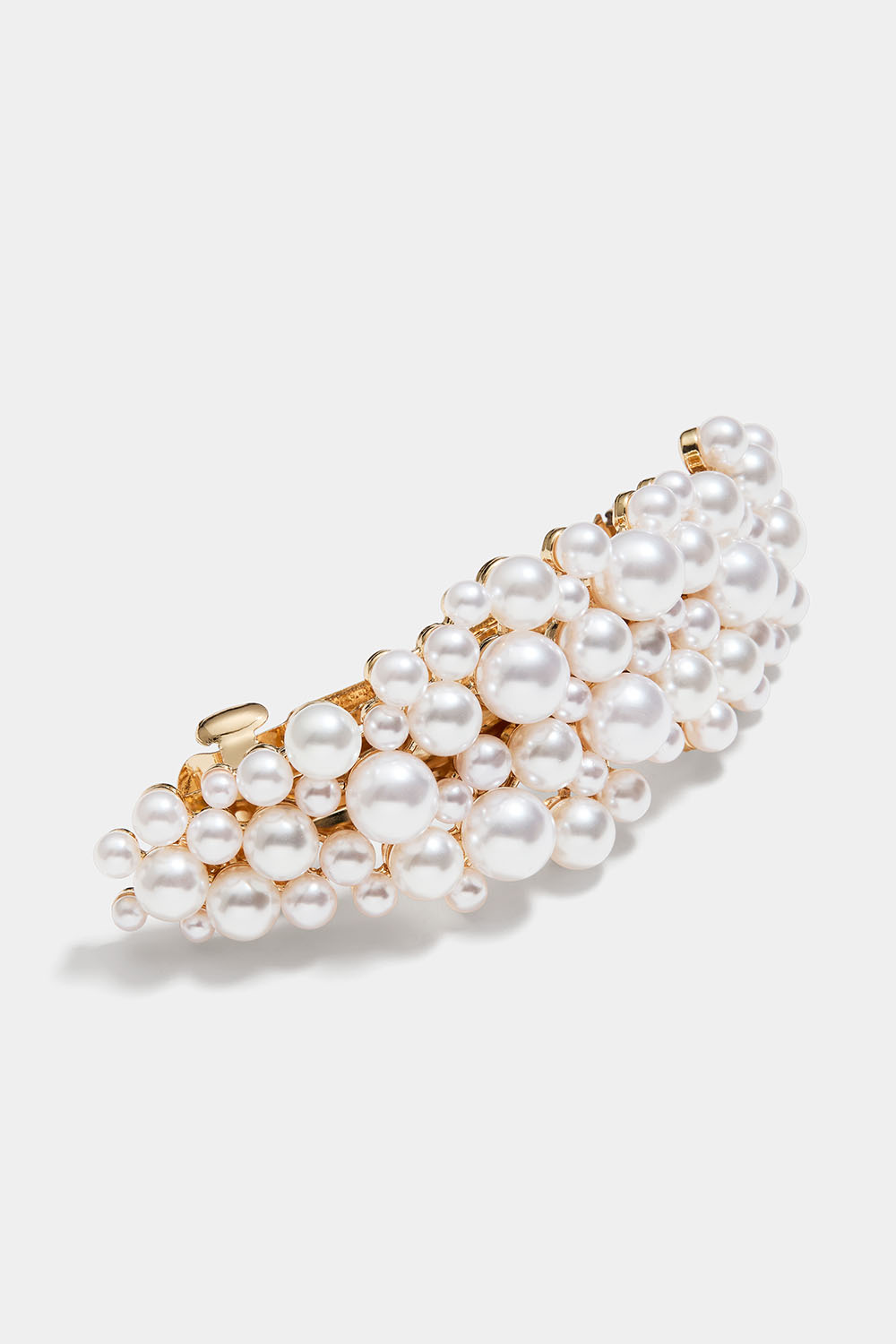 Hårspenne med hvite perler