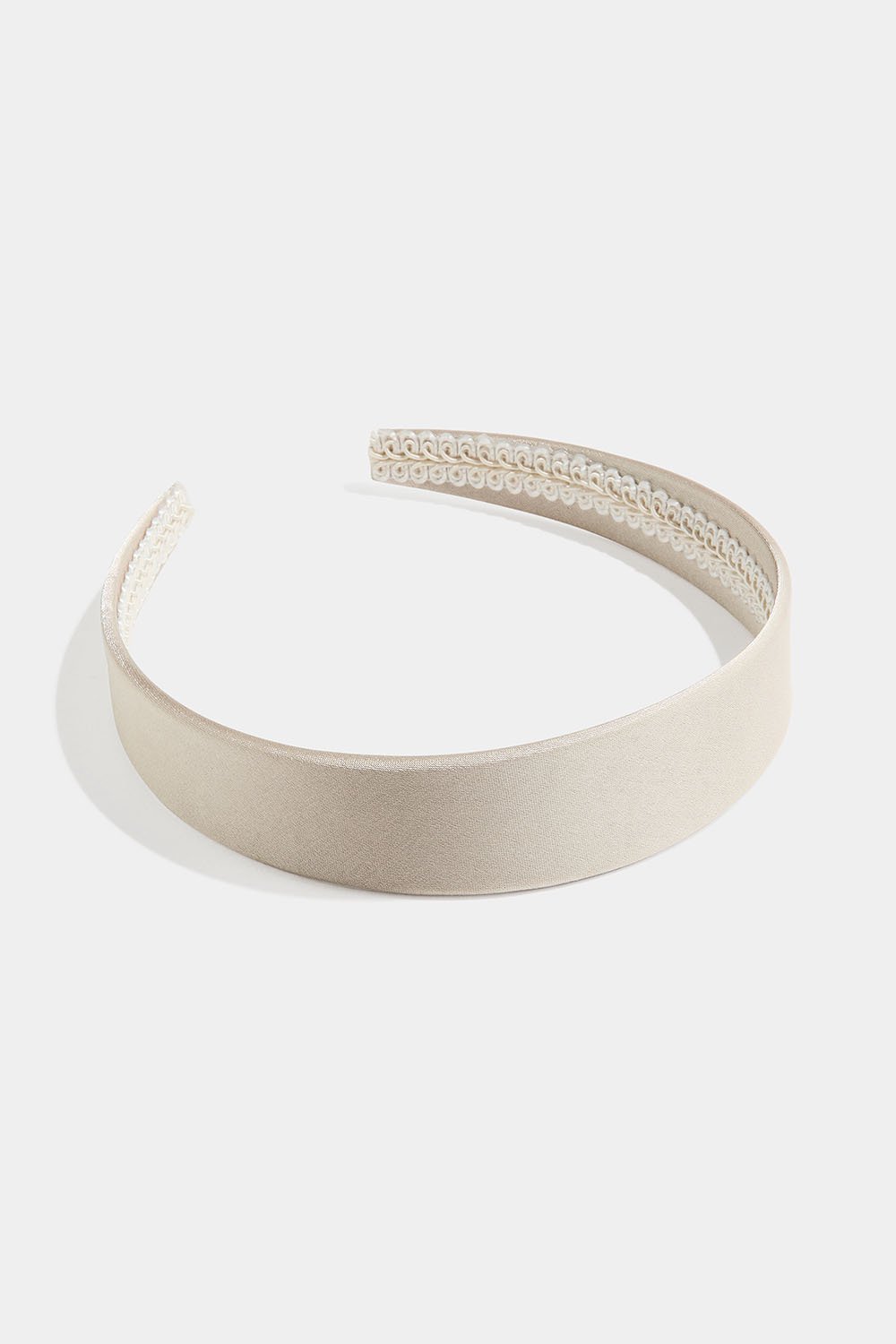 Beige, klassisk hårbøyle