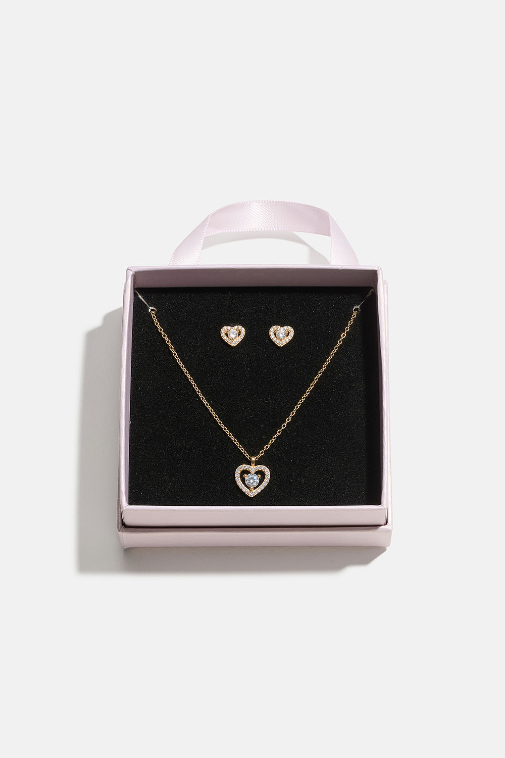 Smykkesett i 18k gullbelagt ekte sølv med hjerter i gaveeske
