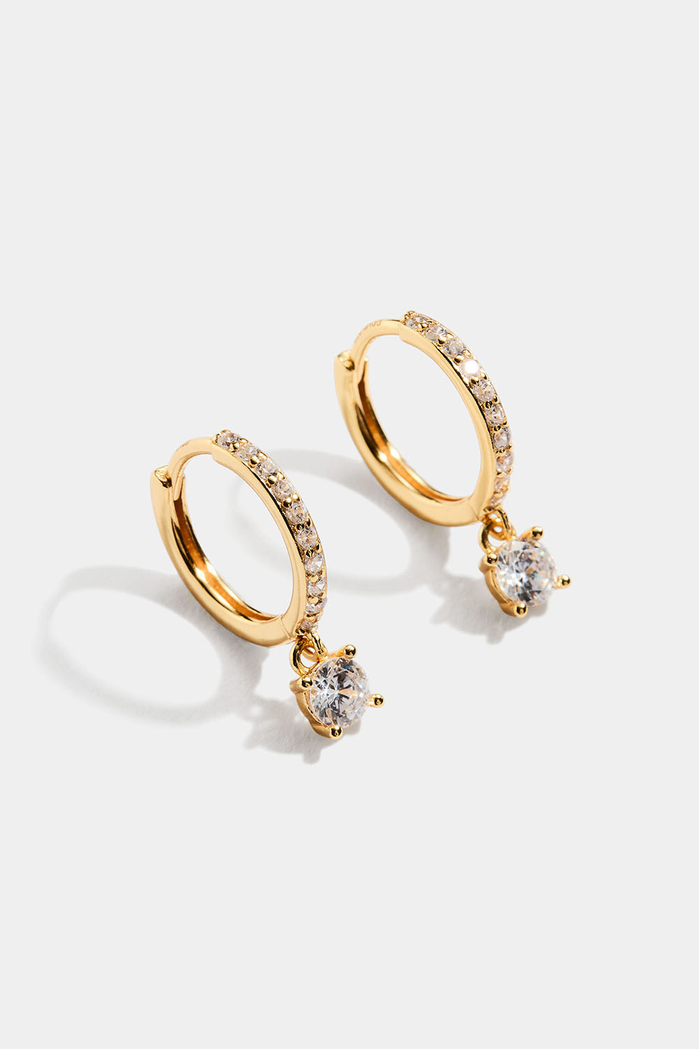 Hoops i 18k forgylt ekte sølv med Cubic Zirconia-anheng