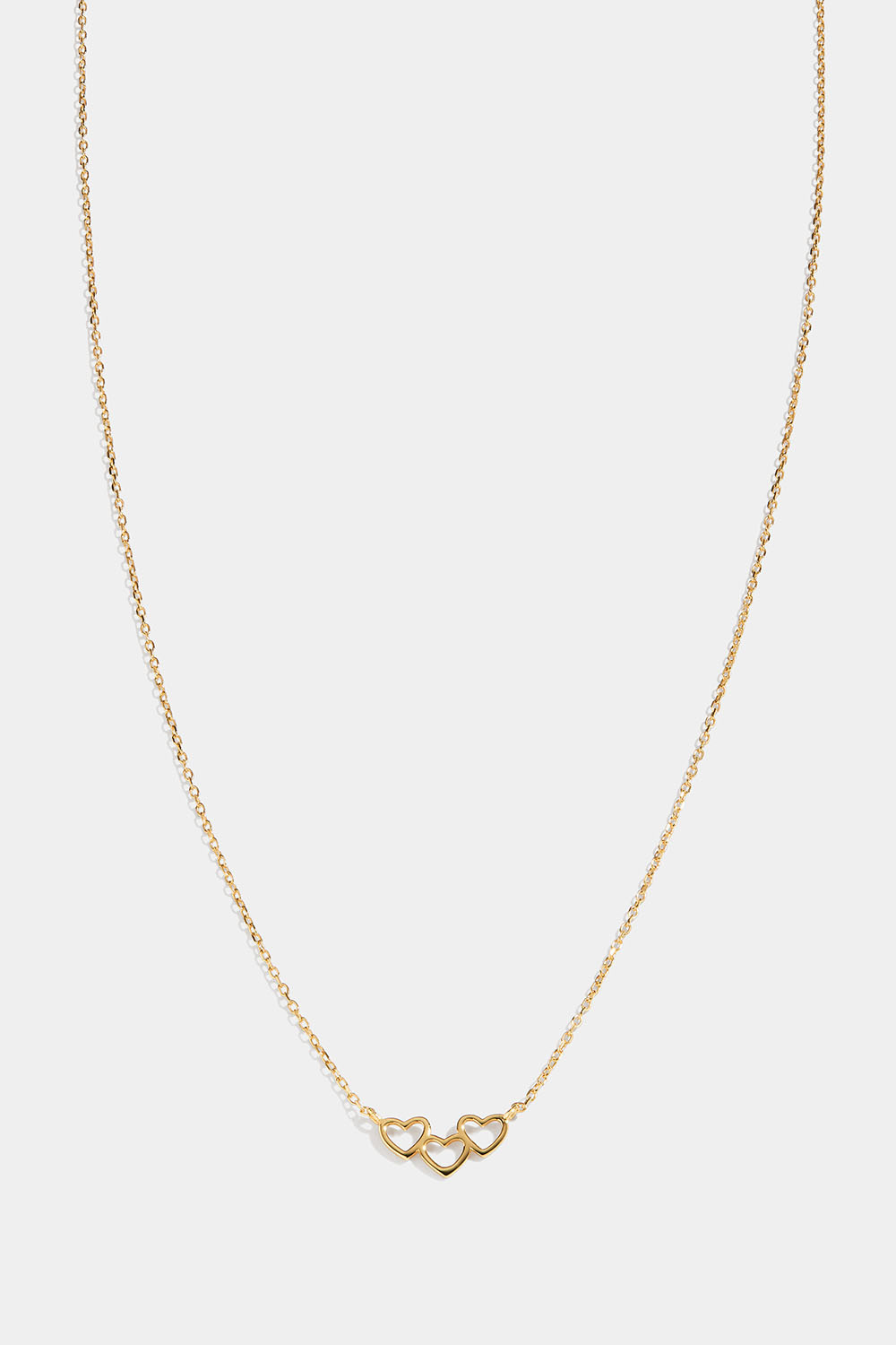 Halskjede i 18k forgylt sølv med tre hjerter