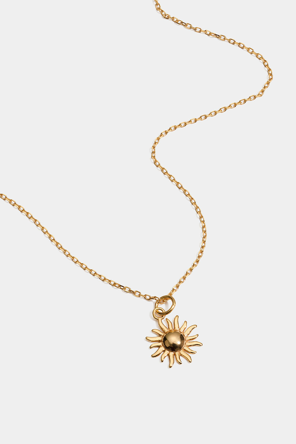 Halskjede i 18 karat gullbelagt sterlingsølv med sol