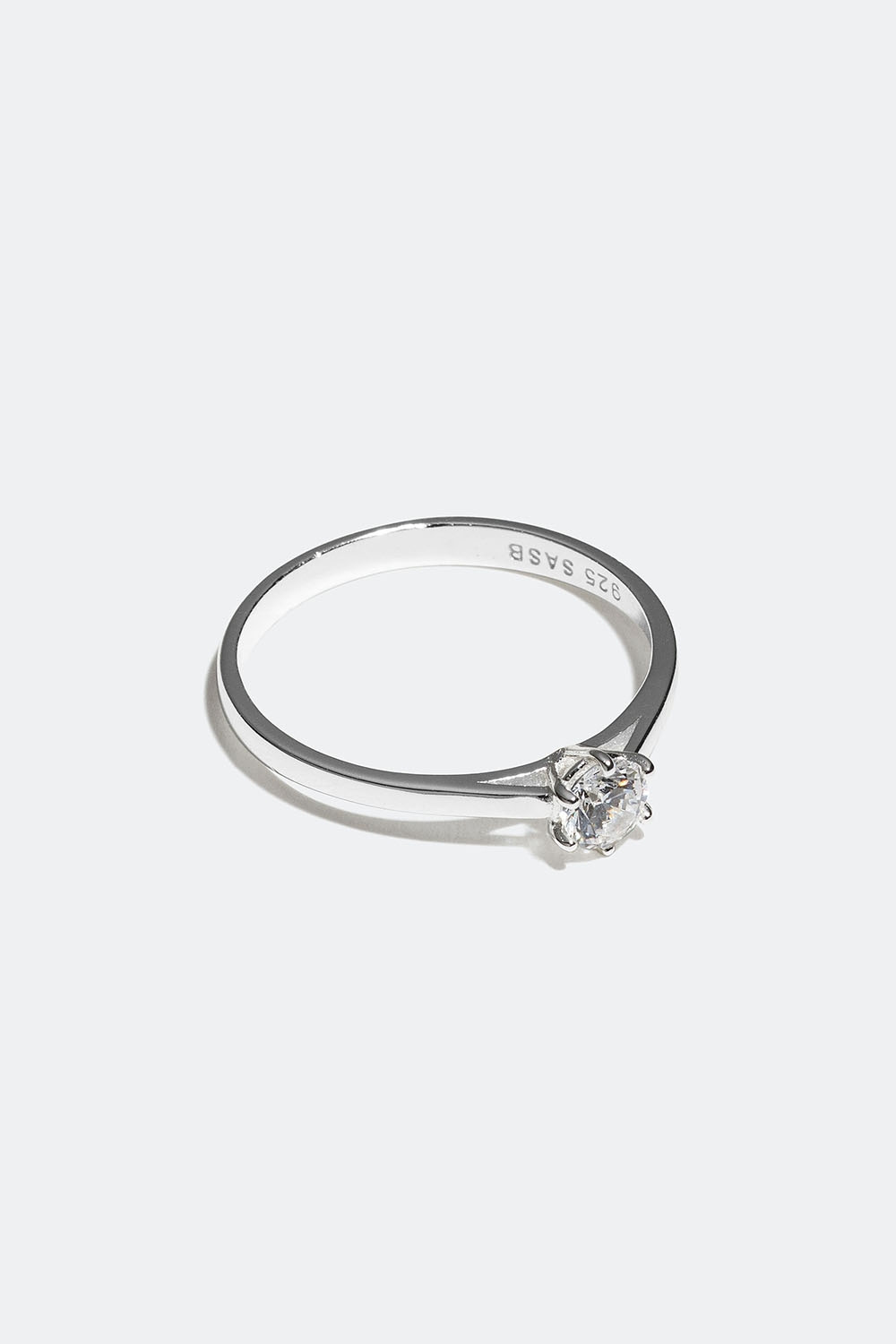 Ring i ekte sølv med en liten Cubic Zirconia