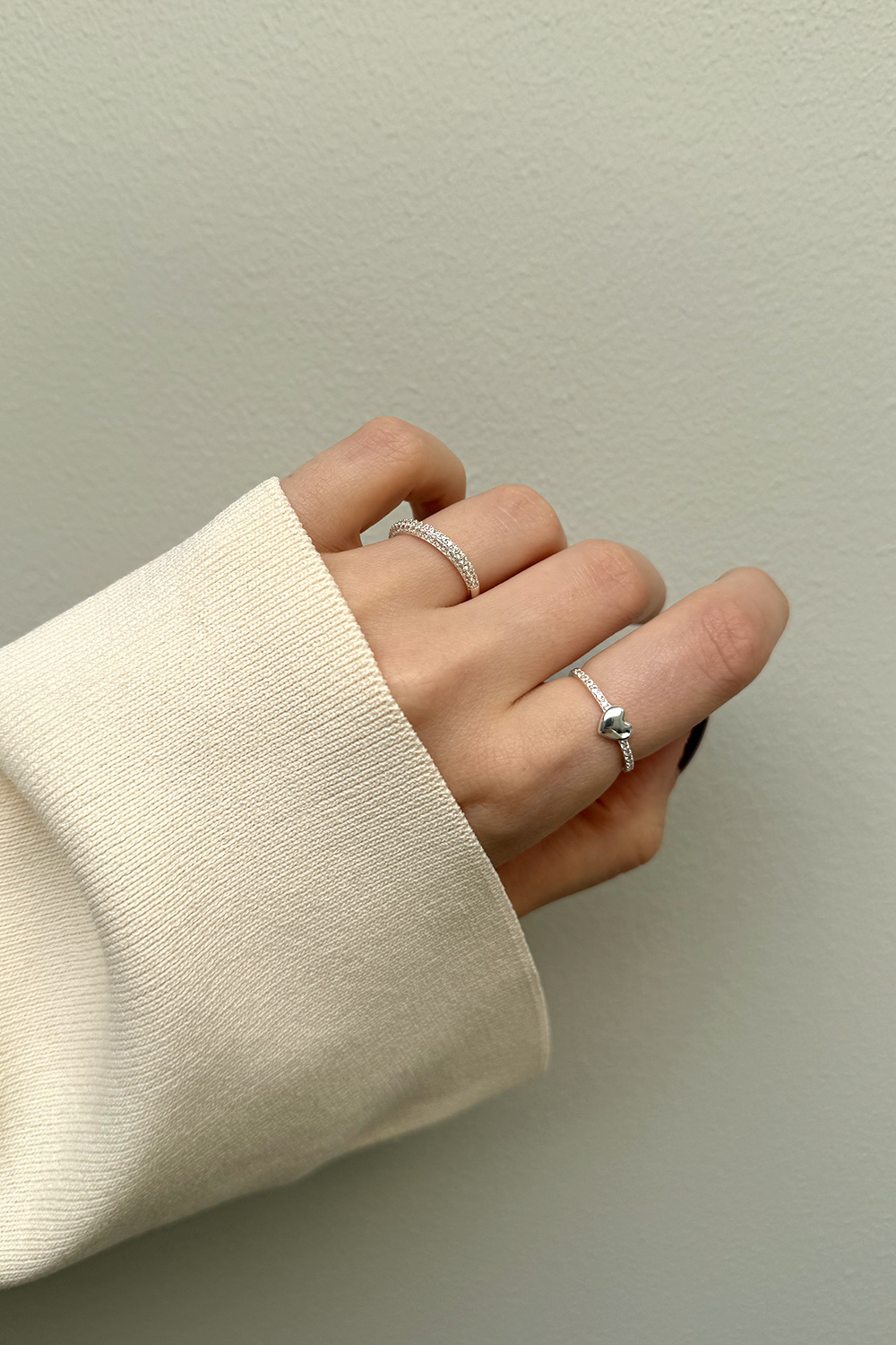 Ring i ekte sølv med lite hjerte og Cubic Zirconia